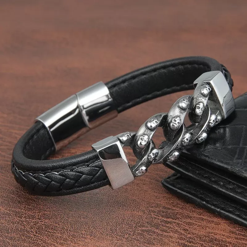 Hochwertiges Lederarmband aus Edelstahl, Wunderbares Armband im Trend